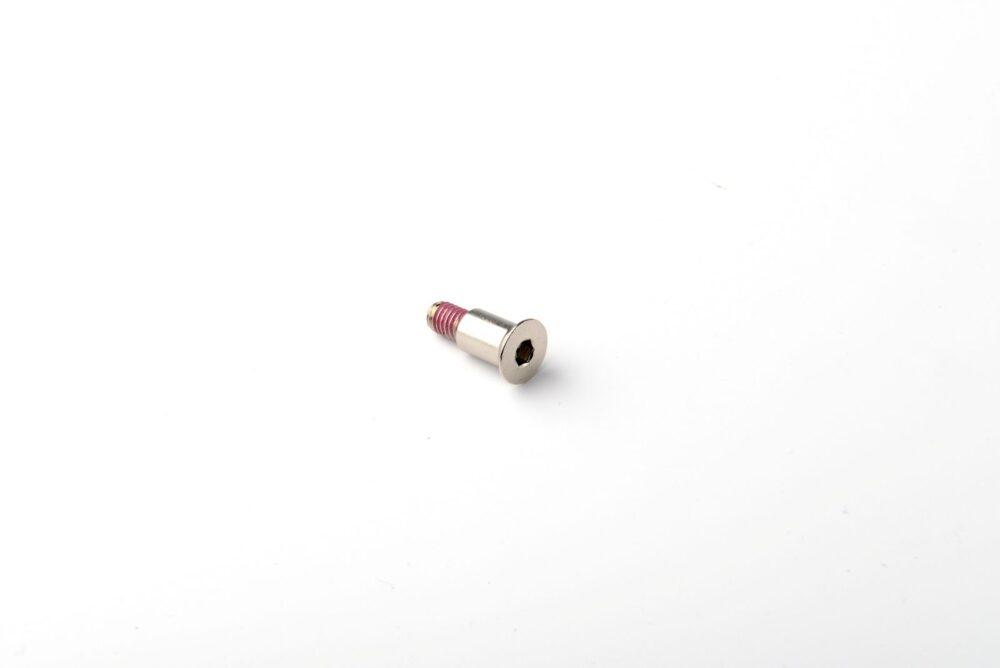 1553 Axle Bolt External Thread 21.5 mm